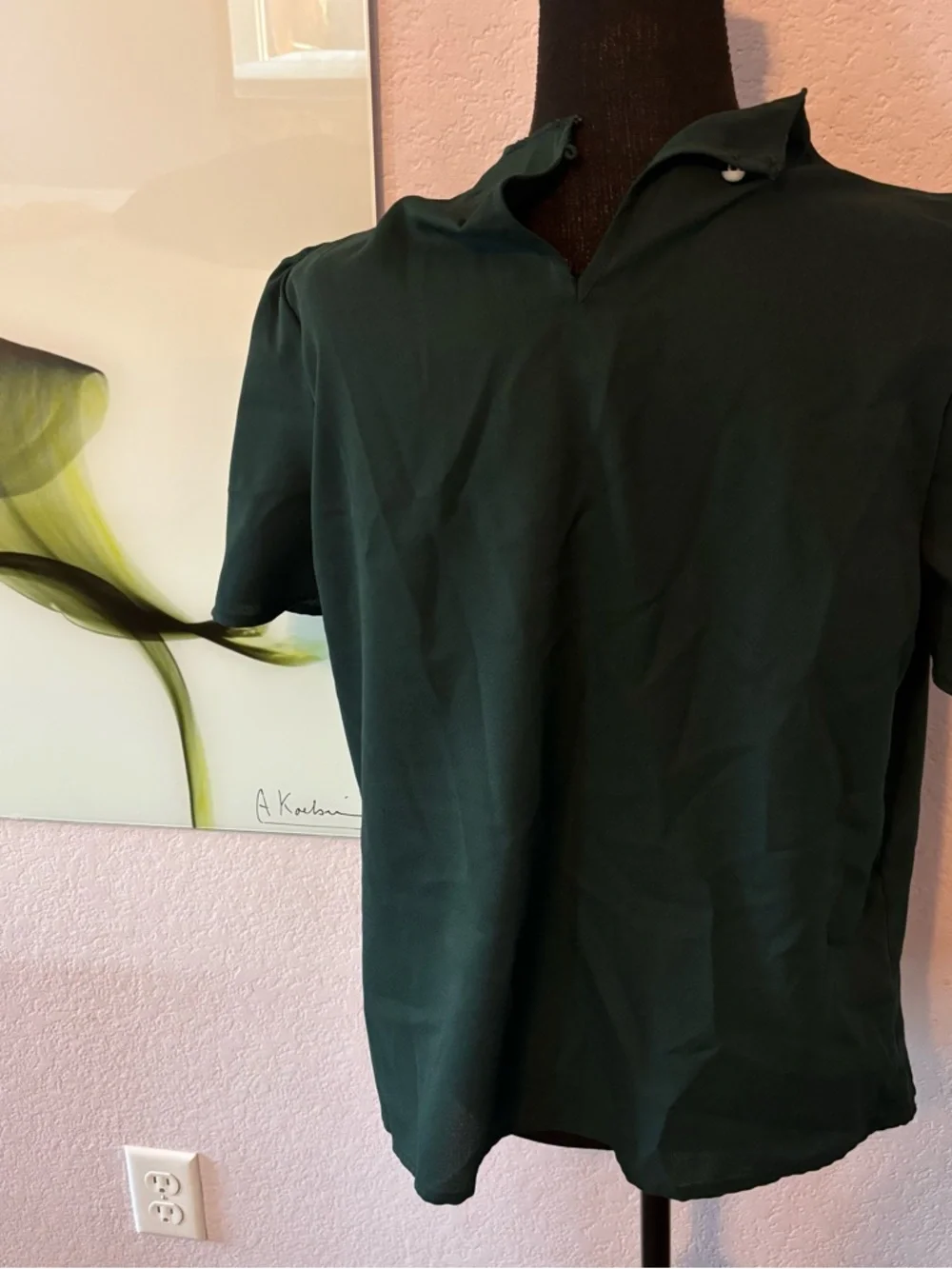 shirt size large - Picture 3 of 4